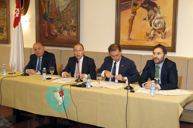 Asamblea General Ordinaria de Socios 2012