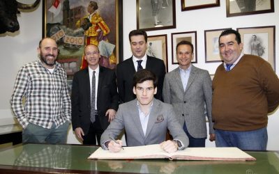 COLOQUIO CON EL MATADOR DE TOROS ANTONIO FERRERA Y EL NOVILLERO JOSÉ GARRIDO
