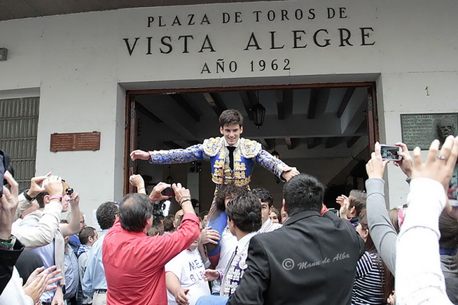 Rotundo triunfo de JOSÉ GARRIDO ante una extraordinaria novillada de El Parralejo