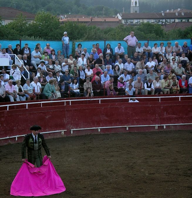 TOROS EN OROZKO. PRESENTACIÓN DE CARTELES