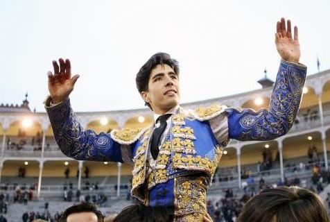 ALVARO LORENZO