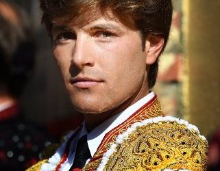 JUAN LEAL