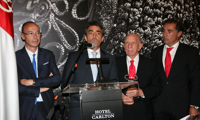 ENTREGA DEL TROFEO DEL CLUB COCHERITO AL TORO MÁS BRAVO DE LAS CORRIDAS GENERALES 2013