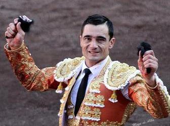 PACO UREÑA